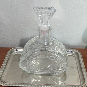 Vintage G.V Fan Shape Decanter Elegant Clear Pressed Glass
